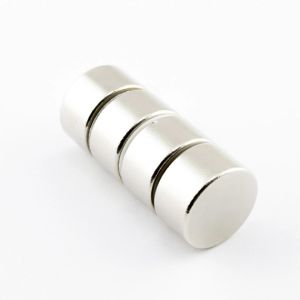 Disc magnet 15 x 8 mm