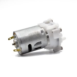 Vannpumpe 6V (3-12V) 1,2l/min - tilkobling 4 mm