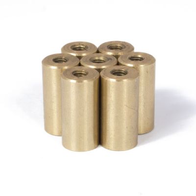 Rustfri messingbelagt magnet Ø 10 mm med M4 innvendig gjenge