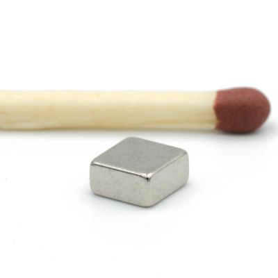 Firkantet blokkmagnet 5 x 5 x 2,5 mm N52