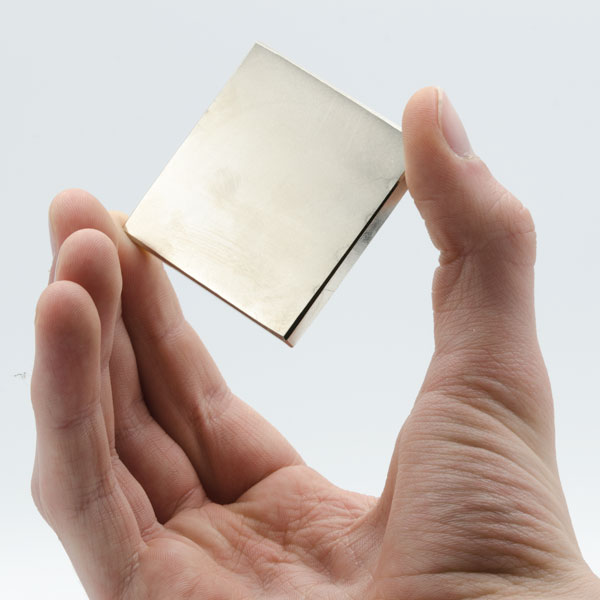 Stor firkantet neodym magnetplate 50 x 50 x 5 mm - SuperMagneter.no